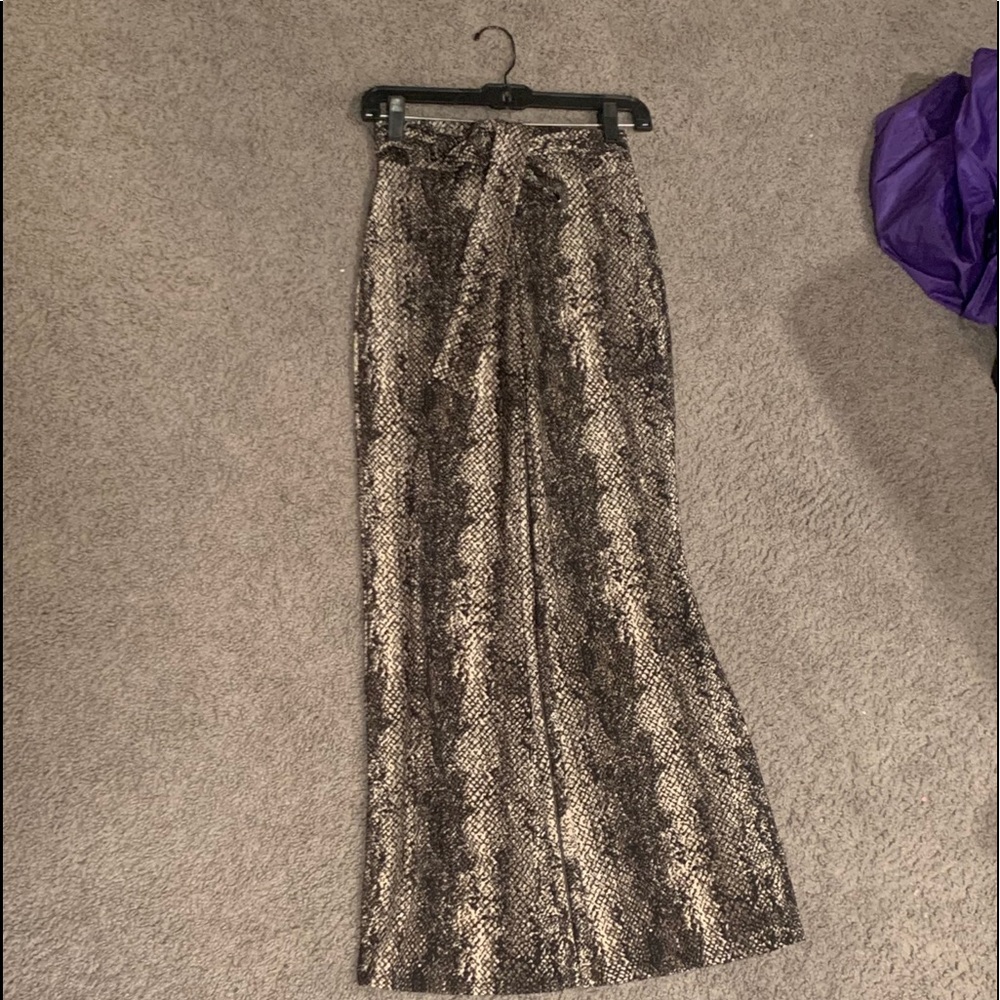Printed Tie Waist Pants